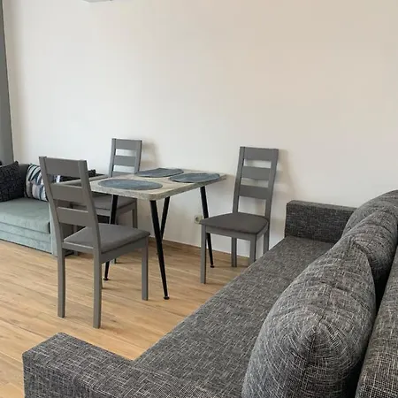 Sermiescio Dvieju Kambariu Apartamentas Apartment *